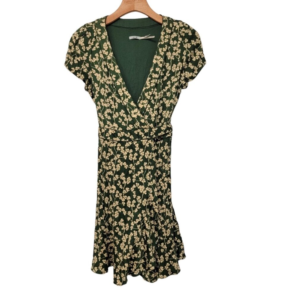 Kimchi Blue Dress Womens Wrap Dress Sz XS Green Floral‎ Short Sleeve Shamrocks